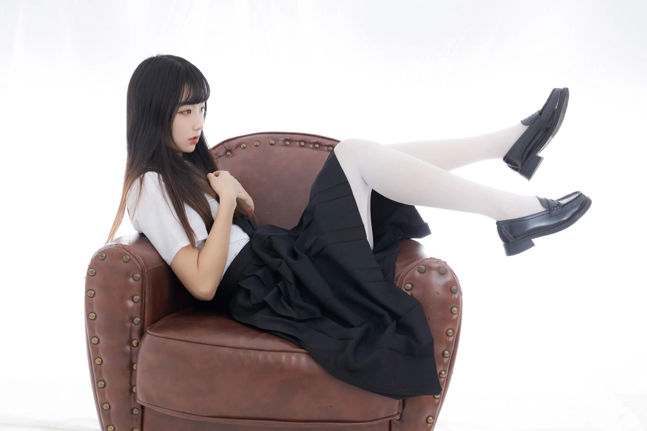 紧急企划 – NO.11 出镜妹子一只喵喵梓 [109P]插图1